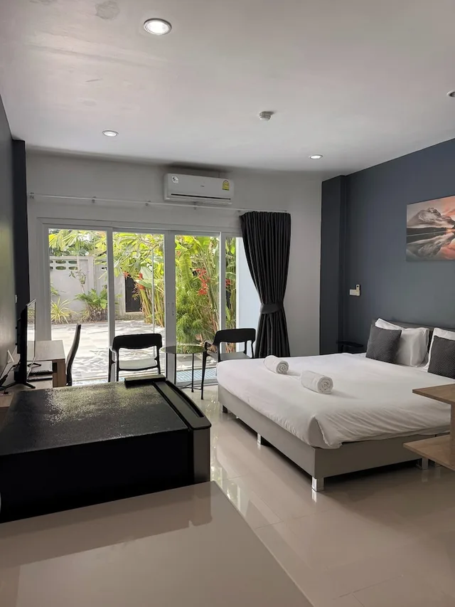 Grand, Deluxe, Double Bed, Pool Access، Big Buddha Hill Side 3/10