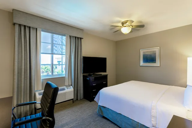 جناح بسرير كينج وسريرين كوين لذوي الإعاقة، Homewood Suites by Hilton Port St Lucie-Tradition 5/10