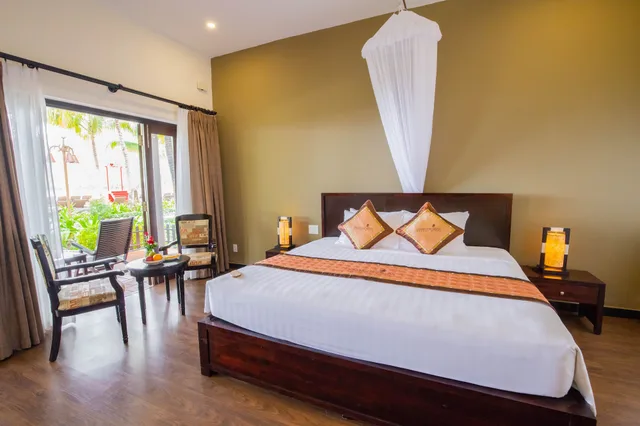 بنغل بسرير كينج بإطلالة على الحديقة، Diamond Bay Resort & Spa 6/10