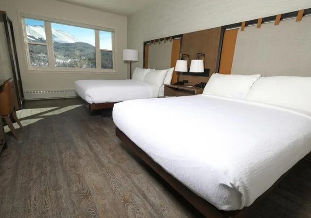 غرفة بسريرين كوين بإطلالة على الجبل، The Lodge at Breckenridge 4/14