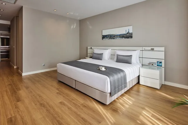 بنتهاوس بسريرين منفصلين وسريرين كينج بـ4 غرف نوم، Anthill Suites 2/8
