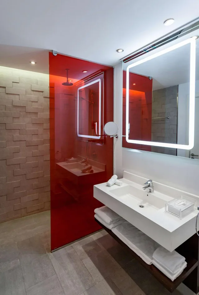 غرفة قياسية، فندق وشقق راديسون الدمام المدينة الصناعية(Radisson Hotel & Apartments Dammam Industry City) 9/9