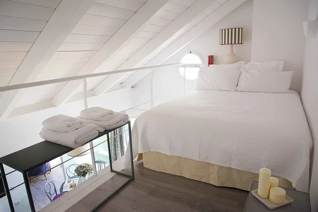 Giralda, Penthouse, 2 Double Beds، Overland Suites Catedral 2/4