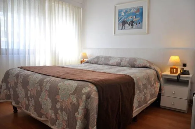 شقة بسرير مزدوج وسريرين منفصلين، Bonne Etoile Hotel 1/6