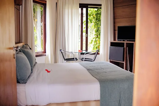 Master, Garden, Queen Bed، Pousada da Torre 2/3
