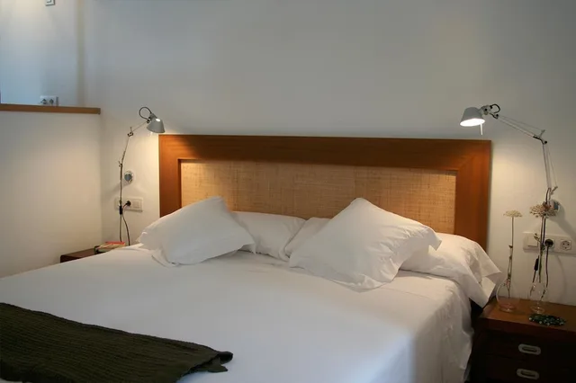 غرفة سوبيريور بسرير كينج، Rusticae Agroturismo Finca Atalis 1/3