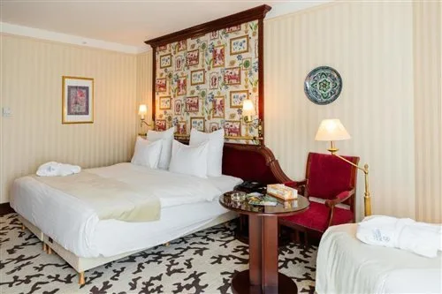 غرفة بسرير كينج، City Palace Hotel 1/1