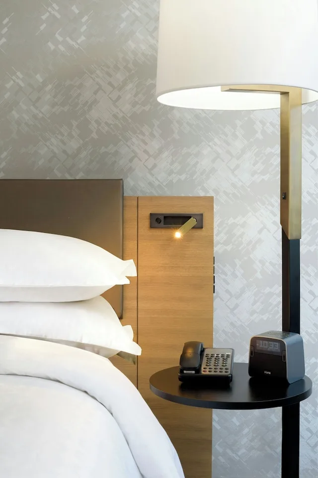 غرفة بسرير كينج لذوي الإعاقة، Sheraton Cerritos Hotel 7/7
