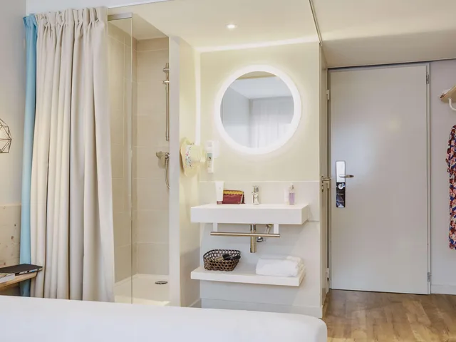 غرفة قياسية ثلاثية بإطلالة على الحديقة، Ibis Hyeres Plage Thalassa 4/4