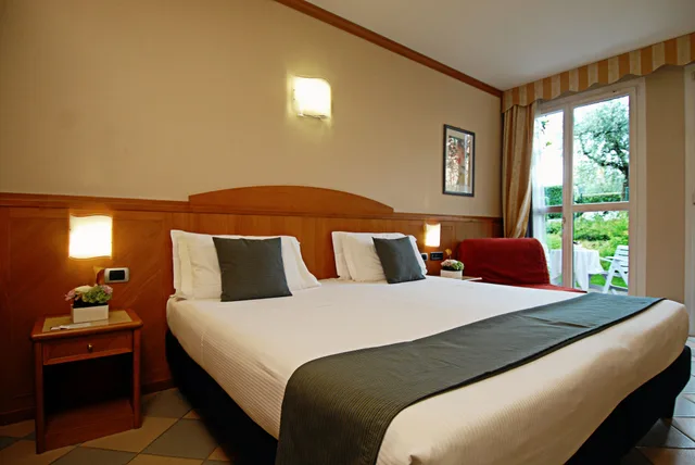 غرفة قياسية بسريرين منفصلين، Hotel Caesius Thermae Spa Resort 2/7