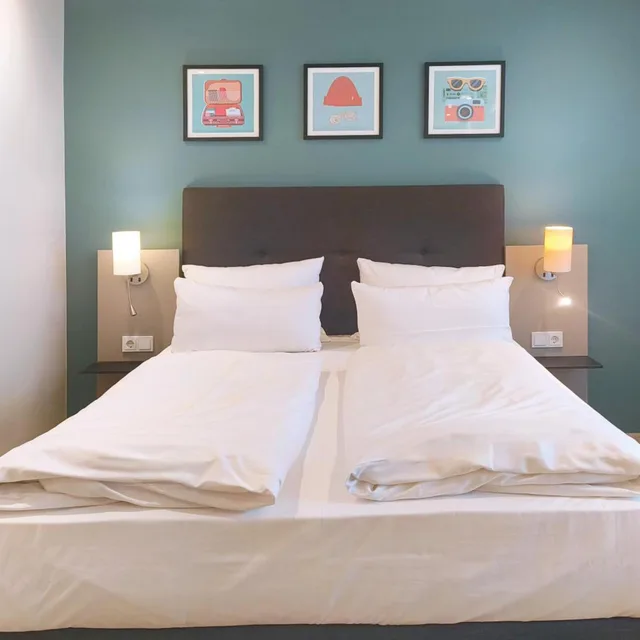 غرفة بريميوم عائلية بسريرين منفصلين وسرير كوين، Select Hotel A1 Bremen 1/4