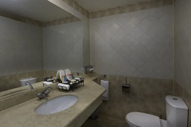 غرفة سوبيريور بإطلالة على المسبح، Xperience St Georges Homestay 6/6