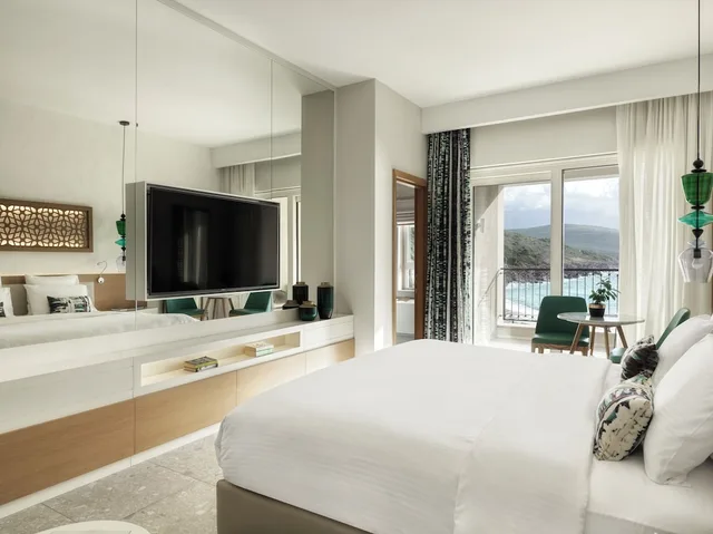 غرفة غراند سوبيريور بسرير كينج، The Chedi Lustica Bay Hotel 6/10