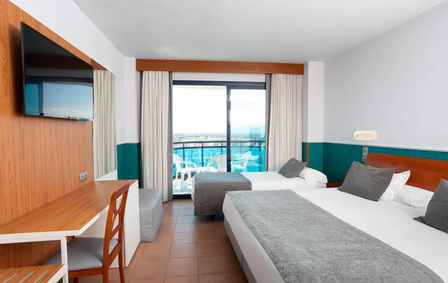 غرفة بثلاثة أسرّة، Cibeles Playa 1/5