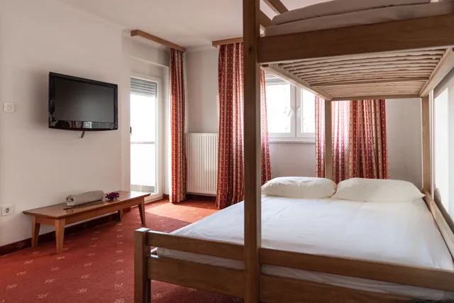 جناح بغرفة نوم واحدة، Hotel Medno 1/3