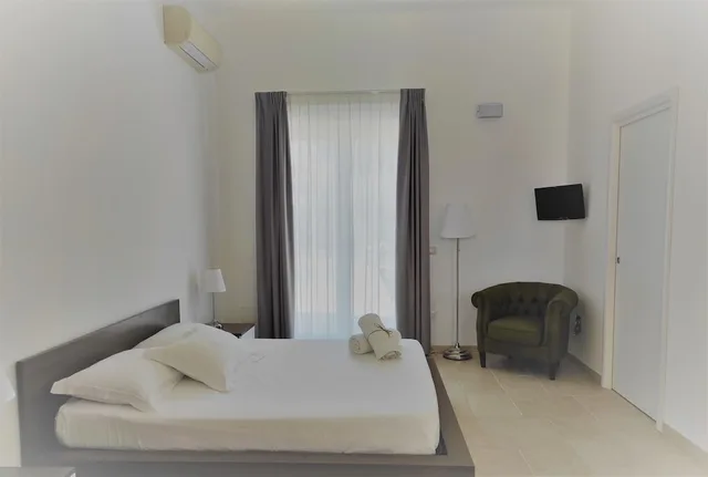جناح ديلوكس بسرير كوين، Masseria Santa Lucia 1/10