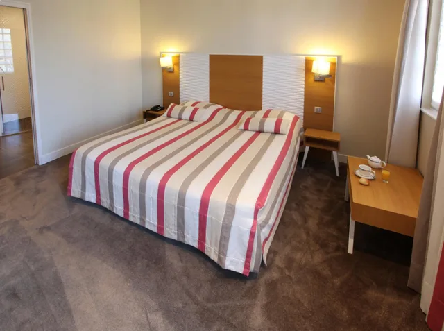 HOTEL LA MARJOLAINE، Mayenne 6/33