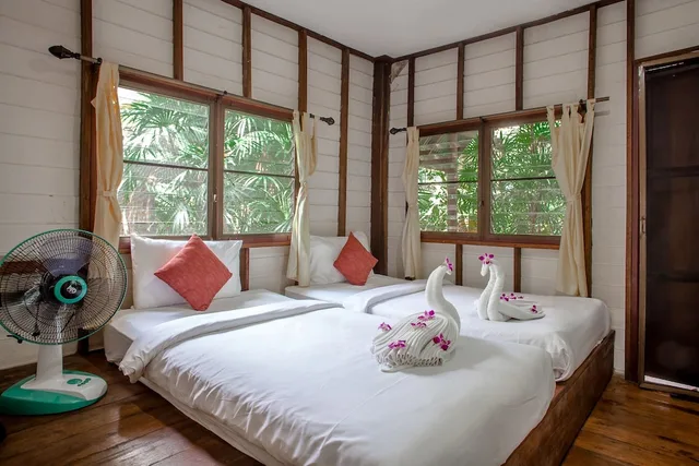 Bungalow, Double Bed, with Fan، The Vatika Resort and Spa 3/9