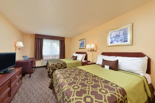 غرفة قياسية بسريرين كوين لذوي الإعاقة، Americas Best Value Inn San Jose Convention Center 1/2