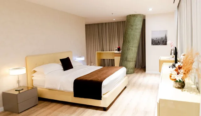جناح جونيور بسرير كينج بحوض استحمام، Best Western Premier Ark Hotel 1/4