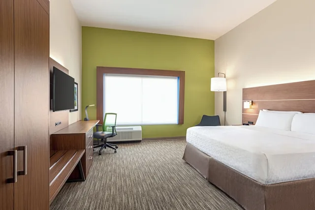 غرفة قياسية بسرير كينج لذوي الإعاقة، Holiday Inn Express and Suites Austin North Pflugerville 1/7