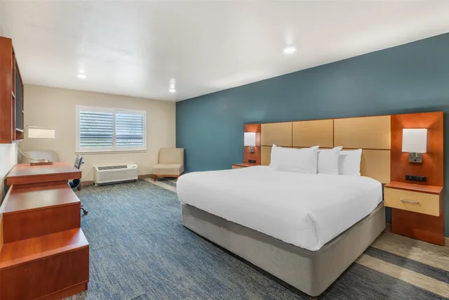 غرفة بسرير مزدوج لذوي الإعاقة، Best Western Plus Clocktower Inn 2/4