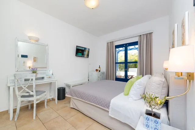 غرفة سوبيريور بسرير مزدوج، Mathios Village 9/10