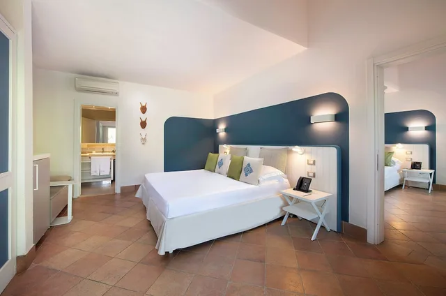Pool, Double Bed، Chia Laguna - Hotel Village 3/13