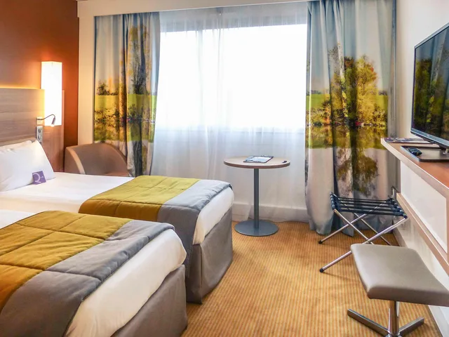 غرفة بسرير كوين لذوي الإعاقة، Mercure Macon Bord De Saone 10/10