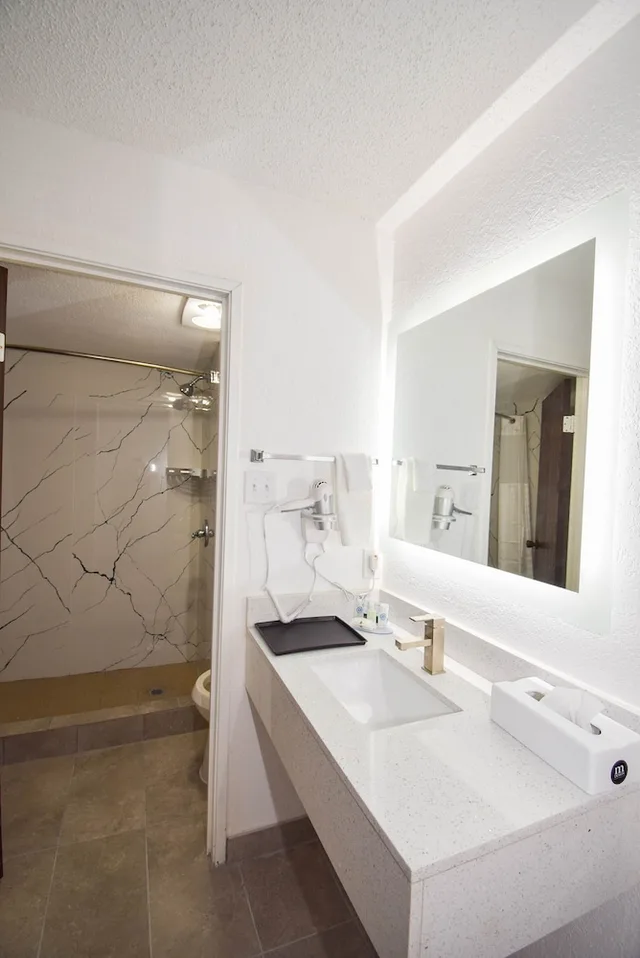 Standard, 2 Queen Beds, Quality Inn and Suites Sulphur Springs TX 4/5