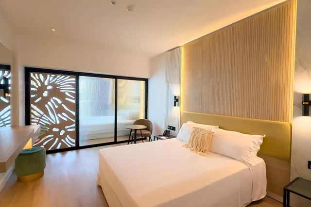 Superior, Family, Quadruple, Side Sea View، Cavo Maris Beach Hotel 2/10