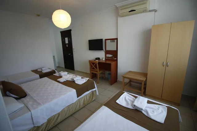 غرفة قياسية رباعية، Bonapart Hotel 8/10
