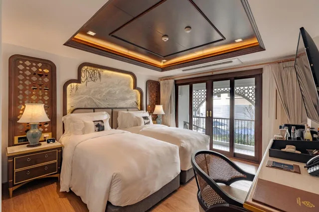 غرفة بسريرين منفصلين بشرفة، CHINO at Nimman Luxury Boutique Hotel 2/6
