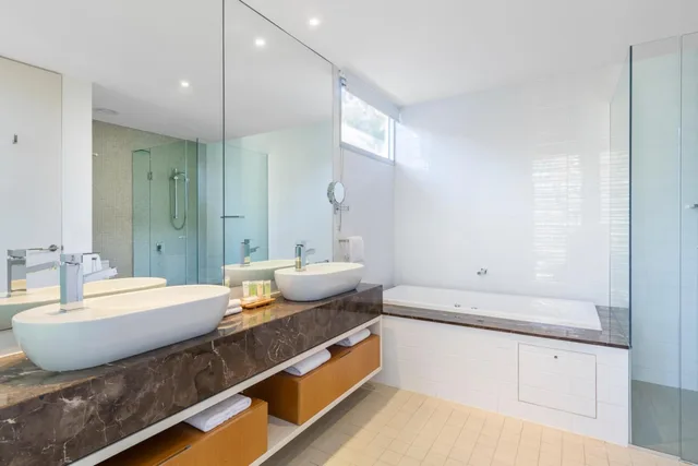 3 Bedrooms, Roof Top, Premium, Villa, King Bed, RACV NOOSA RESORT 8/10