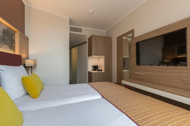 غرفة كومفورت بسريرين منفصلين، Leonardo Hotel Antwerp 1/4