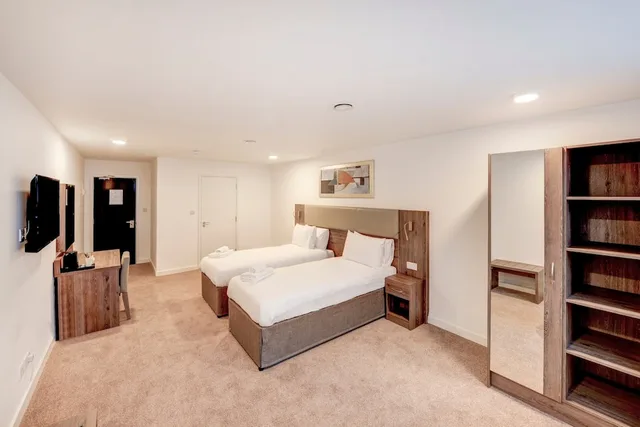 غرفة قياسية بسرير مزدوج أو سريرين منفصلين، OYO Plymouth Central Hotel 3/4