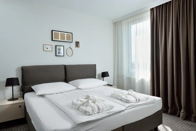 جناح جونيور، B&B Hotel Ljubljana Park 4/5
