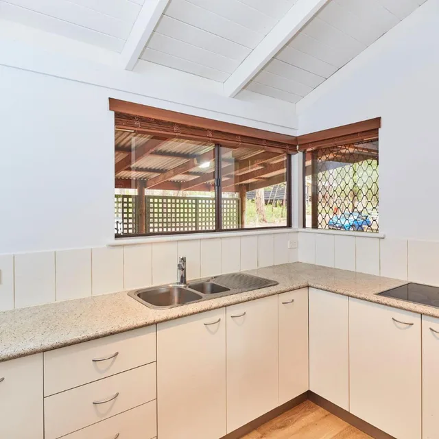 2 Bedrooms, Chalet, Lake View, Karri Valley Resort 5/6