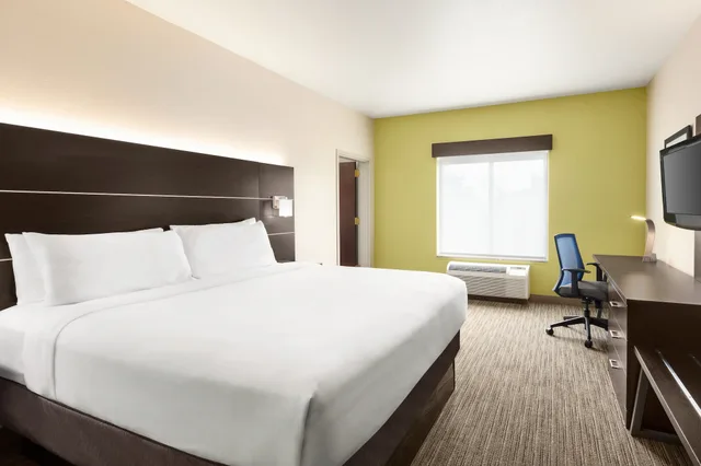 جناح بسرير كينج بغرفة نوم واحدة، Holiday Inn Express Hotel Suites San Antonio Nw Medical Area 1/4
