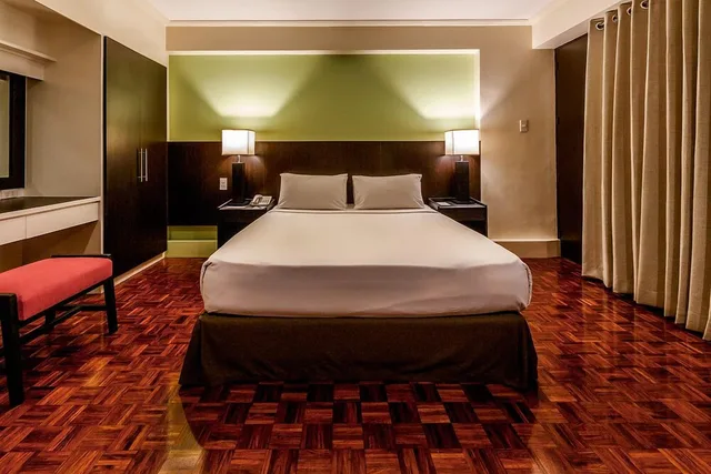 غرفة بريميير بسرير كوين وسريرين منفصلين بغرفتي نوم، Copacabana Apartment Hotel 5/8
