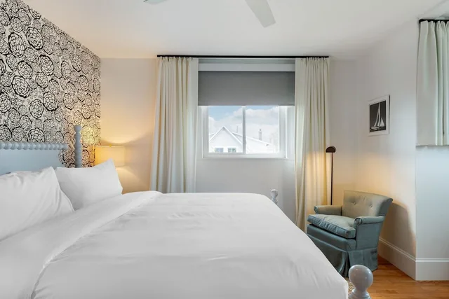 Shore Pavilion, House, King Bed، The Shore House 3/6