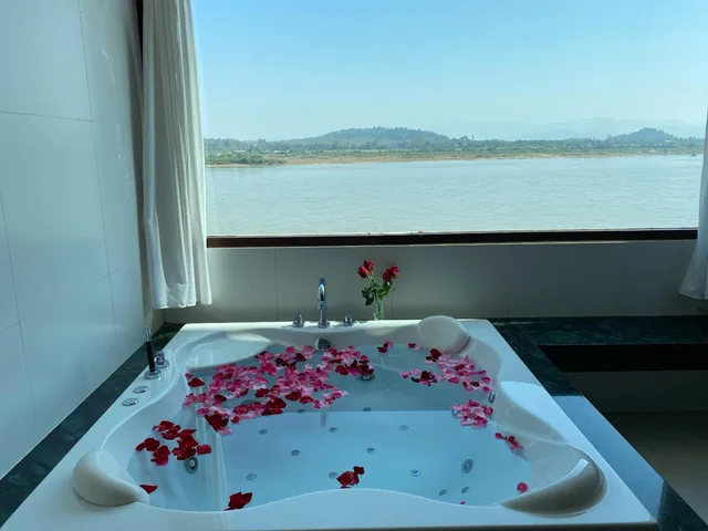 جناح تنفيذي بسرير كينج، Siam Triangle Hotel 7/10