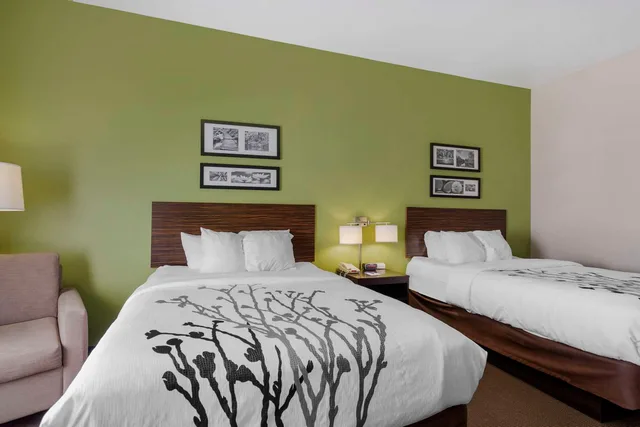 غرفة بسريرين كوين، Sleep Inn & Suites Cave City 2/5