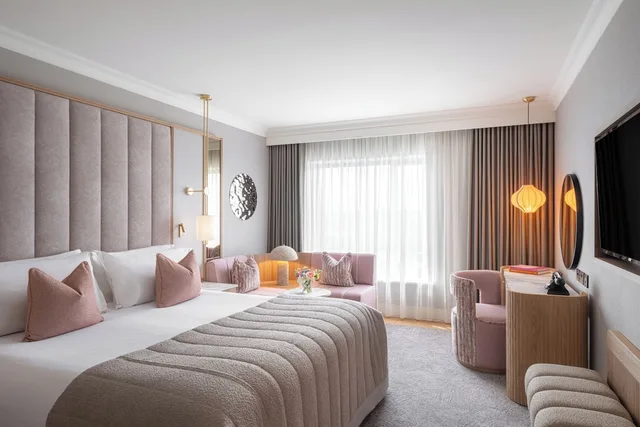 غرفة سيغنتشر بسرير كينج، The Montenotte Hotel 1/7
