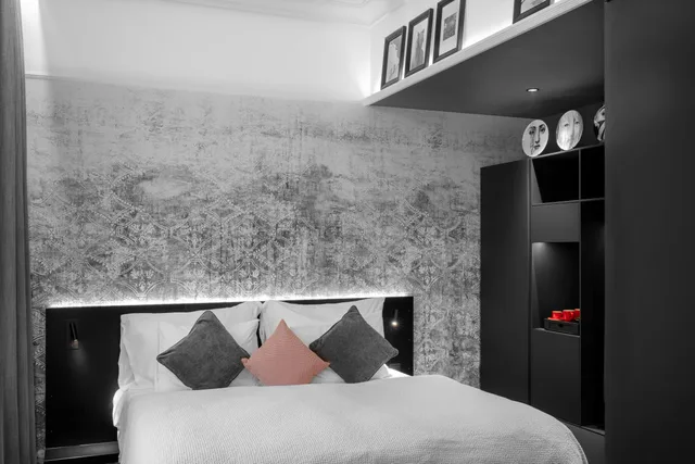 غرفة كومفورت بسرير كينج، THE MANES Boutique Hotel Prague 1/3