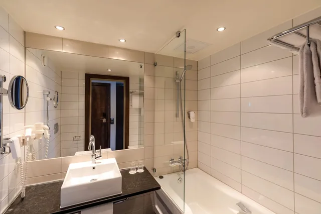 غرفة قياسية بسريرين منفصلين، QUALITY HOTEL SKIFER 3/5