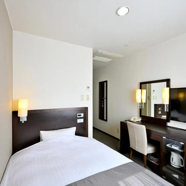 غرفة قياسية بسرير مزدوج، Saijo Urban Hotel 3/3