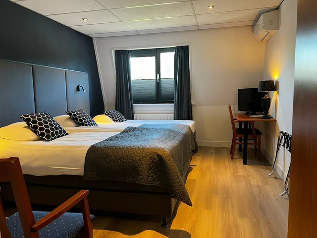 غرفة كومفورت ثلاثية بثلاثة أسرّة، Het Wapen Van Delden Hotel 1/1