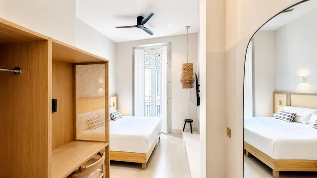 غرفة ديلوكس بسرير مزدوج بإطلالة على المدينة بشرفة، Cosy Rooms Tapineria 9/10