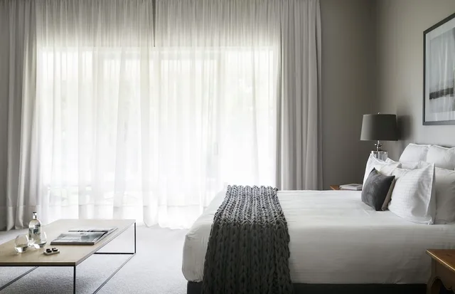 Garden, Twin Beds، Lancemore Lindenderry Red Hill 2/4